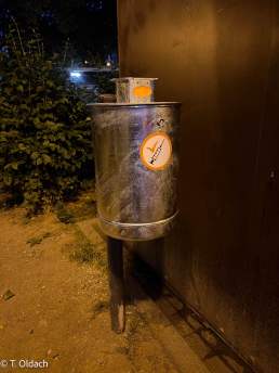 Spritzenbehälter | offizieller öffentlicher Drogenkonsum in Köln